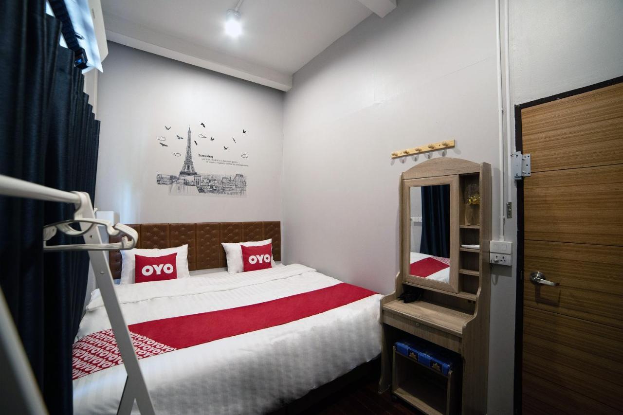 Oyo 480 Lemon Siam Hostel Bangkok Luaran gambar